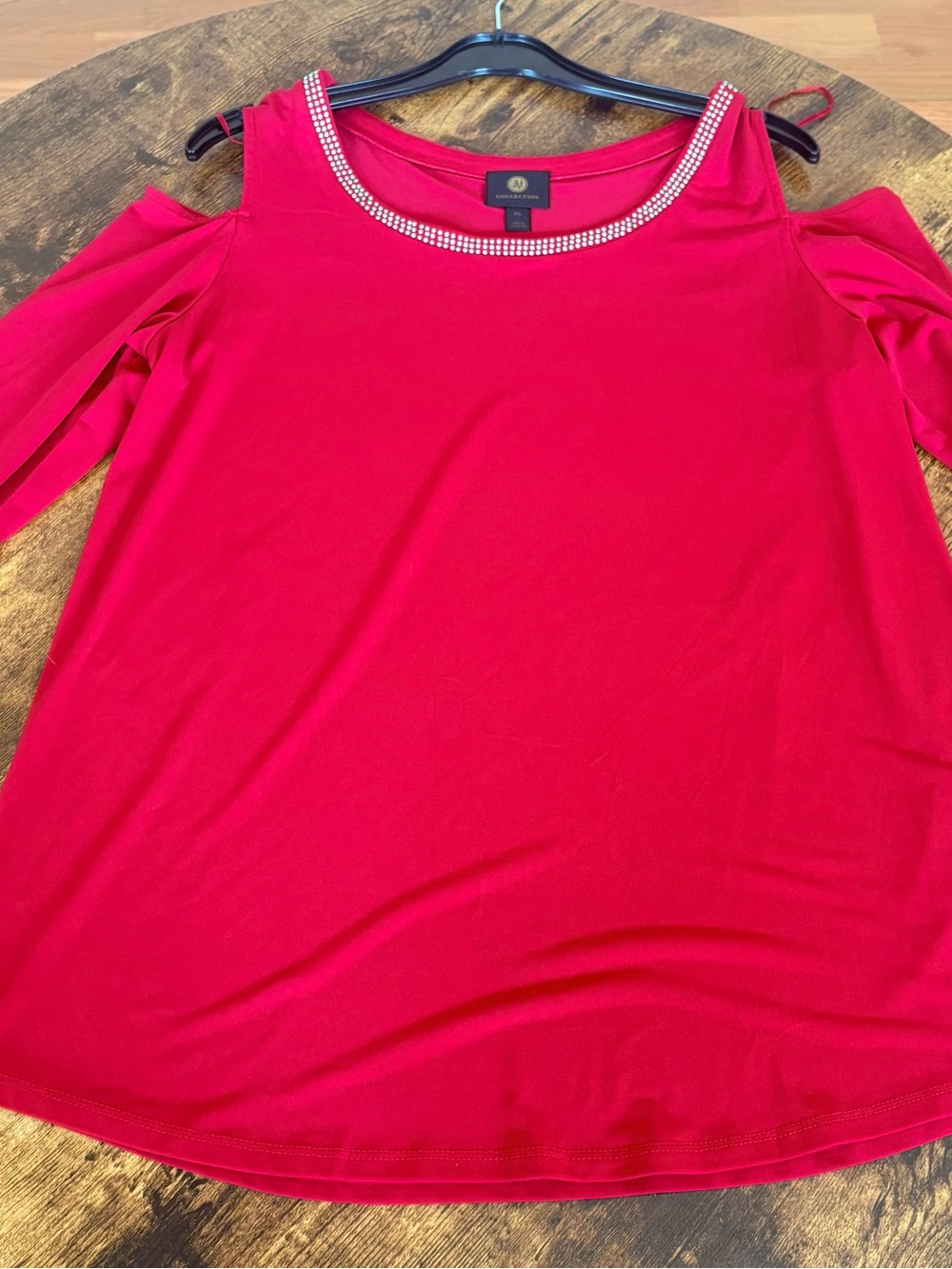 MJ Collection B Red Cold-Shoulder Rhinestone Neck Tunic - Picture 2 of 6